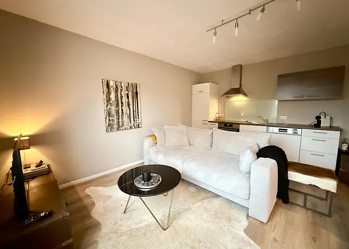 Haus Am Weinberg * Ensch